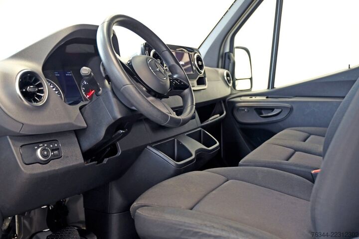 Dodávka s vysokou střechou MERCEDES-BENZ Sprinter 317 CDI MR L2H2 Automatik Klima LED#261