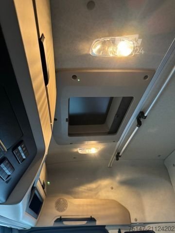 Swap body truck MERCEDES-BENZ 2540 L Actros 6x2 Fahrschule 5-Sitzer Liftachse