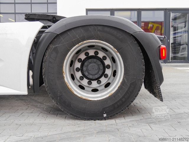 Trattore stradale standard DAF XG480 FT + 1195Liter + Intarder + Skirts