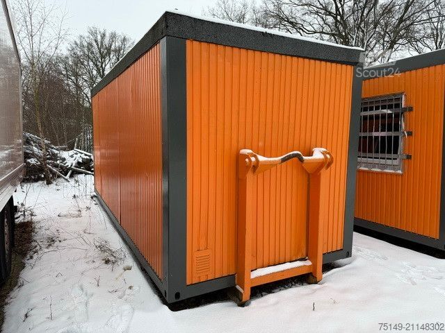 Kamion s kipom s pomičnim kontejnerom  Abroll-Bürocontainer mit Eingangstür