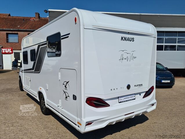 Polointegrovaný karavan KNAUS Sky Ti PLATINUM SELECTION 700 MEG *Care-Drive*