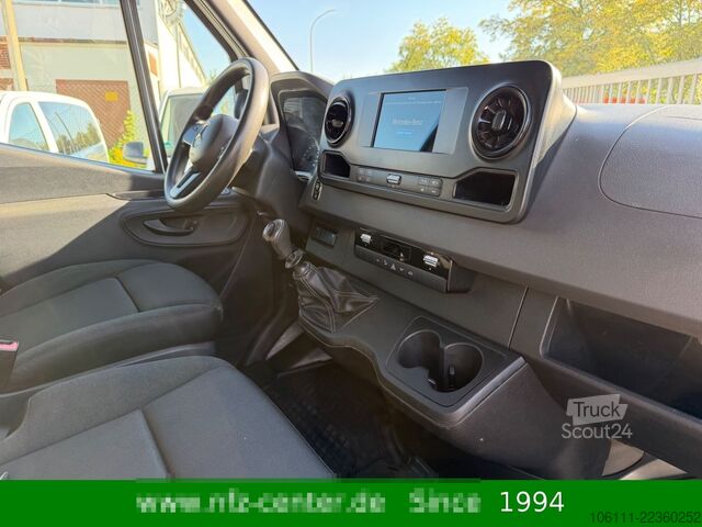 Minibus MERCEDES-BENZ Sprinter 516 Kasten RWD MAXI Sortimo AHK 3,5t