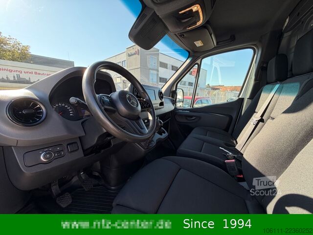 Minibus MERCEDES-BENZ Sprinter 516 Kasten RWD MAXI Sortimo AHK 3,5t