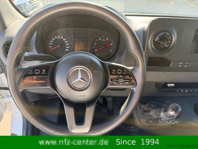 Minibus MERCEDES-BENZ Sprinter 516 Kasten RWD MAXI Sortimo AHK 3,5t