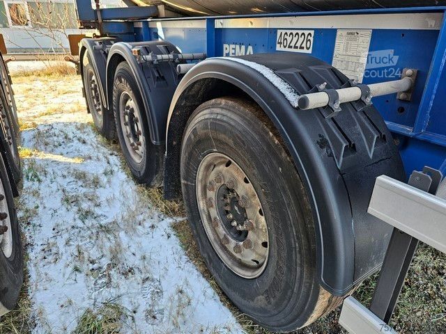 Tanktrailer SCHMITZ CARGOBULL Tankcontainer Chassis+Tankcontainer  Schwallwand