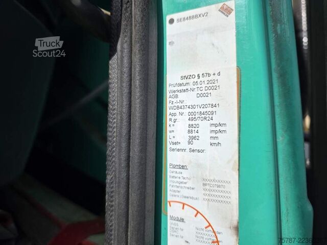 Lastbilchassis UNIMOG U5000 4x4 Chassis, Standklima, 4374/45