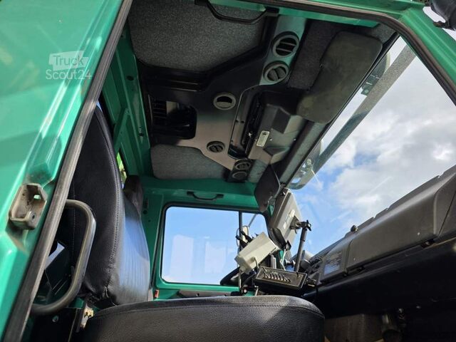 Lastbilchassis UNIMOG U5000 4x4 Chassis, Standklima, 4374/45
