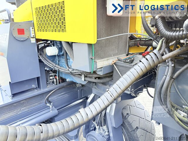 Carretilla retráctil de 4 vías Combilift C7000 DIESEL DUPLEX 4600 POSITIONER CABI