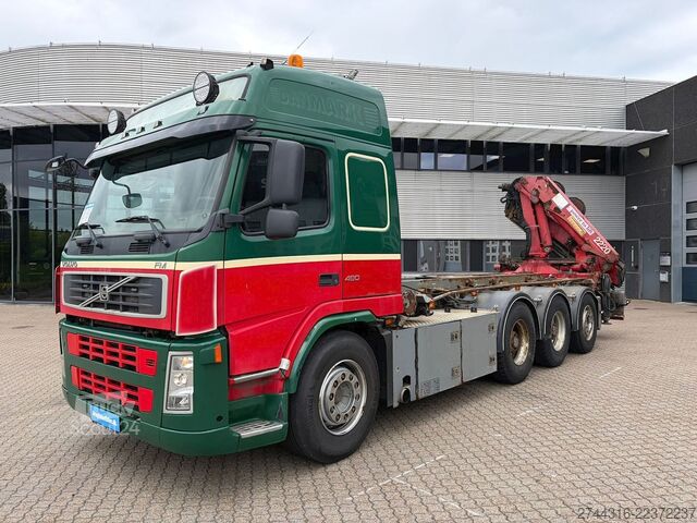 شاحنة قلّابة بذراع تحميل متحرك VOLVO FM480 8X4