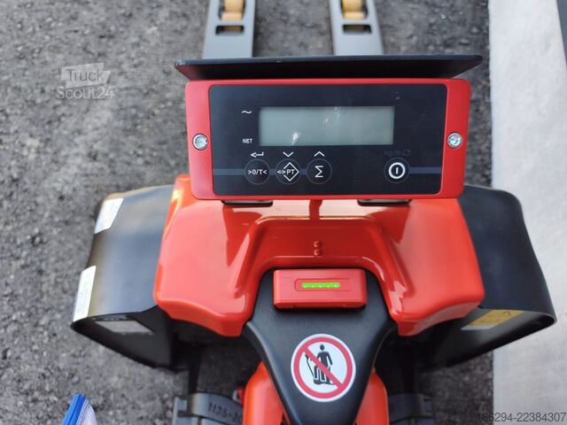 Carretilla elevadora baja EP F4 NEUMASCHINE