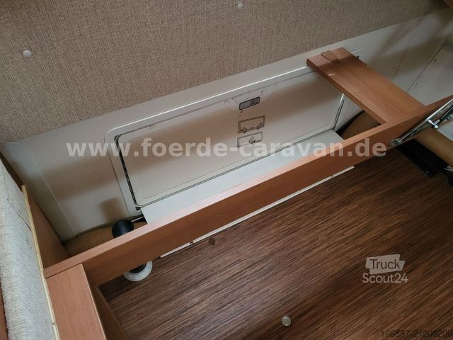 Caravan HOBBY Excellent 440 SFr Querbett - Nr. 62  (4)