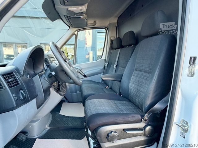 Panel van MERCEDES-BENZ Sprinter 314 CDI Kasten L1H1 RWD Sitzheizung