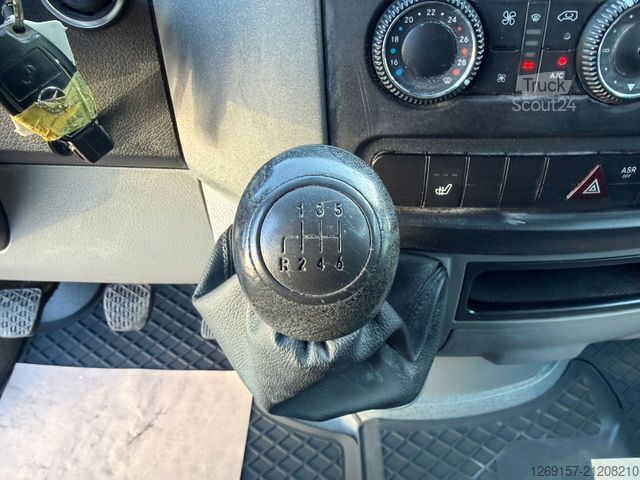 Panel van MERCEDES-BENZ Sprinter 314 CDI Kasten L1H1 RWD Sitzheizung