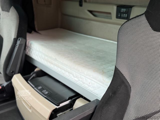 Standard tractor unit MAN TGX 18.500 XXL - ACC - Intarder 2 Tanks Mod.19