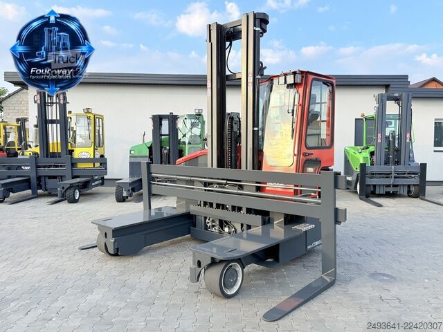 Négyirányú targoncát Combilift C4000ET TRIPLEX 6900 WIDE FORK POSITIONE