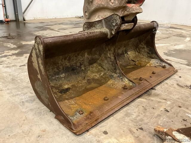 Crawler excavator Komatsu PC 138 US-11