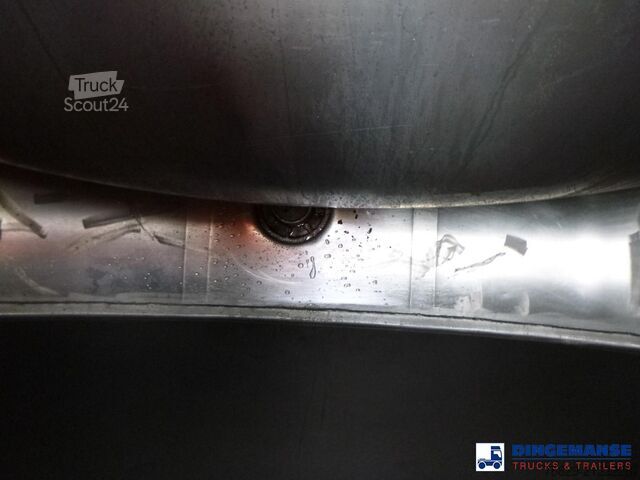 Camião-cisterna Renault Premium 270 dxi 4x2 fuel tank 13 m3 / 4 comp