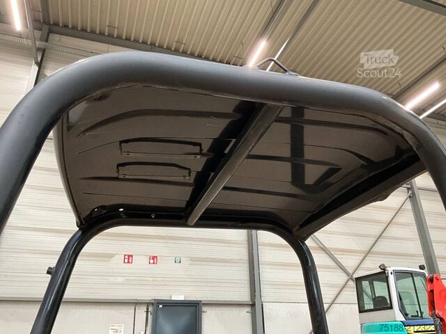 Interior part Kubota U 27-4