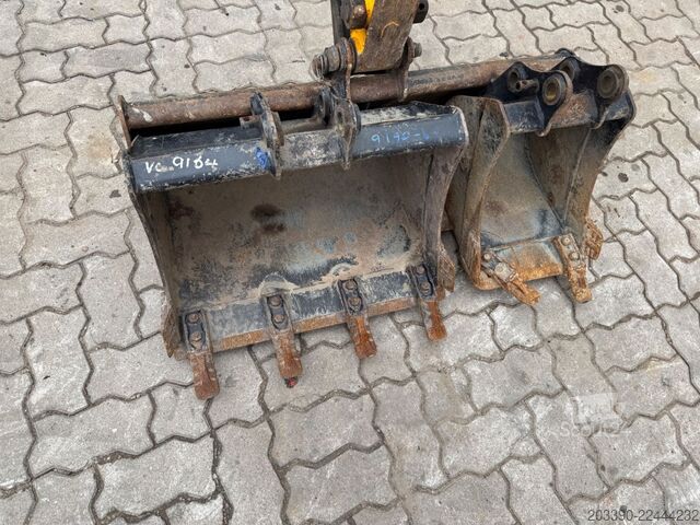 Mini bager JCB 15C-1 / 825 H /  3 x Löffel / Kabine