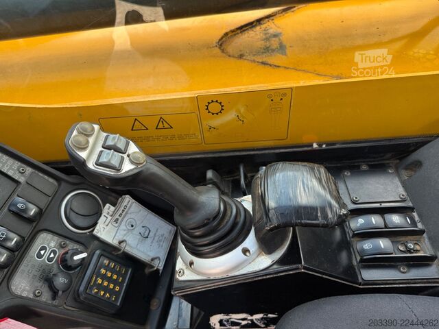 Teleskopski utovarivač JCB 540-170 / 4.379 H