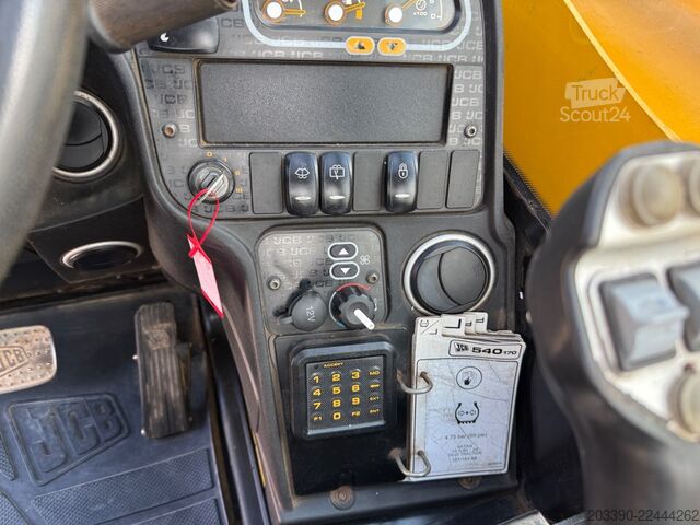 Teleskopski utovarivač JCB 540-170 / 4.379 H