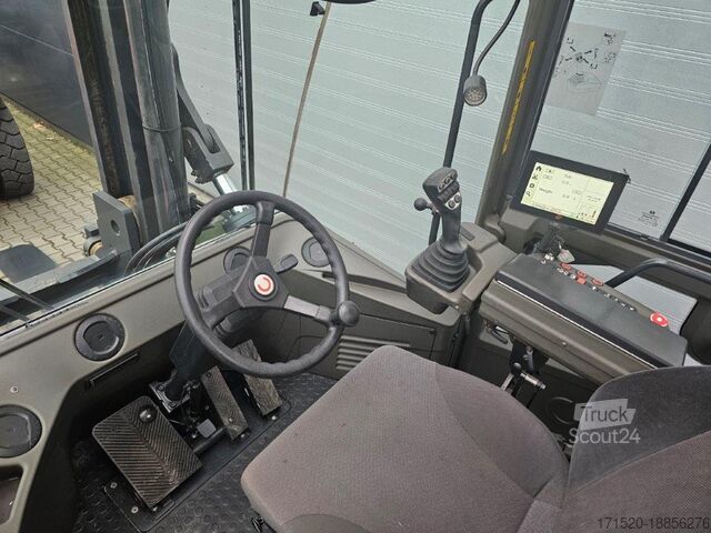 Frontlastare truck Konecranes SMV15-1200C - Kranarm