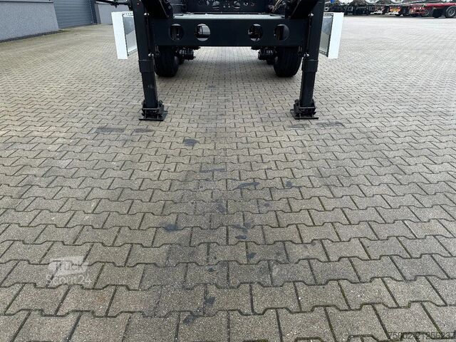 Transport de conteneurs Krone NEU UND DIREKT VERFÜGBAR: 20FT-ADR-FAHRGESTELL ...
