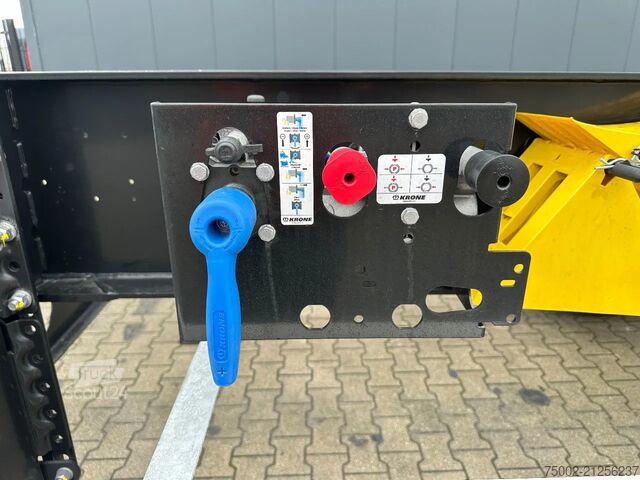 Transport de conteneurs Krone NEU UND DIREKT VERFÜGBAR: 20FT-ADR-FAHRGESTELL ...