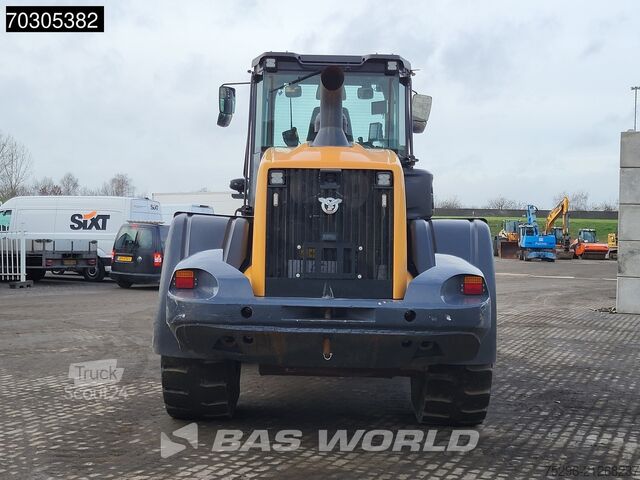 Wheel loader Case 821 G