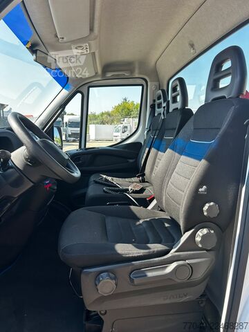 Autocamion cu cârlig pentru containere Iveco SCARRABILE