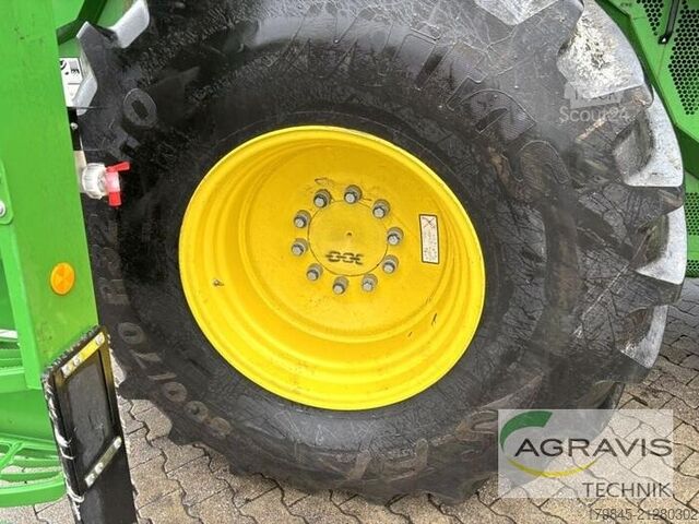 Combine harvester John Deere T 560 + SW 622R + TW