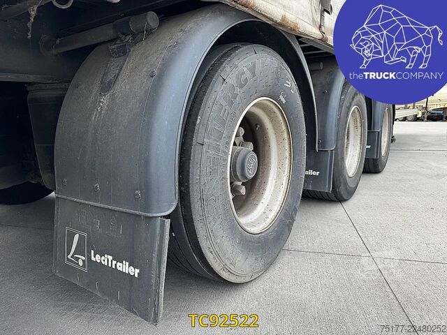 Bâches coulissantes LeciTrailer 