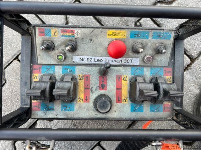 Platforma podnosząca Teupen LEO 30T / 2.128h / 30m Arbeitshöhe