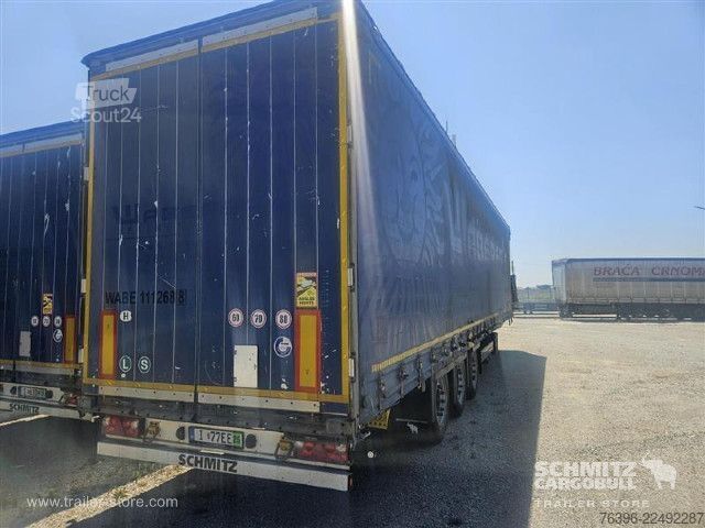 Auflieger mit Pritsche & Plane Schmitz Cargobull Semitrailer Curtainsider Mega