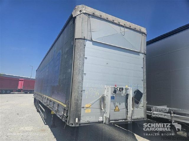 Auflieger mit Pritsche & Plane Schmitz Cargobull Semitrailer Curtainsider Mega