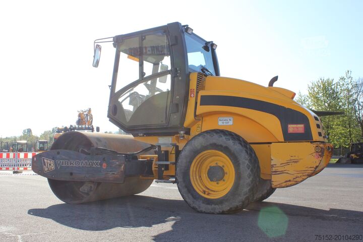 Valec JCB Vibromax pohon všetkých kolies JCB VM 75 D Vibromax Cummins