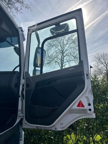 Koffer DAF CF 260 FA