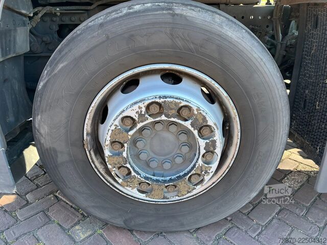 معيار SZM Mercedes-Benz Actros 1943