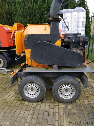 Forstfahrzeuge Tünnissen & Stocks Profi Line 327M