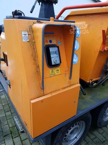 Forstfahrzeuge Tünnissen & Stocks Profi Line 327M