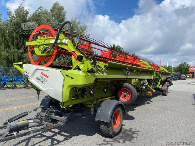 Biçerdöver CLAAS Lexion 8800 TT Demo + Convio Flex