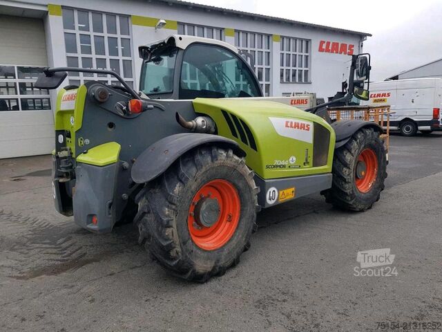 Teleskopik yükleyici CLAAS Scorpion 7044 Vario Power