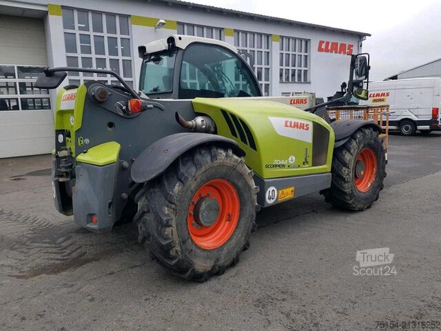 Teleskopik yükleyici CLAAS Scorpion 7044 Vario Power