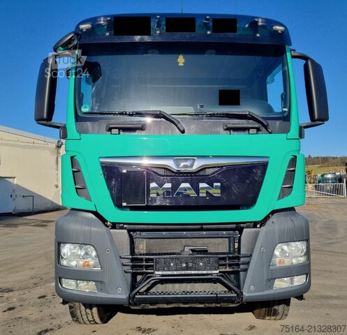 Camion-benne tricar MAN TGS 35.500 BB 8x4 Bordmatik