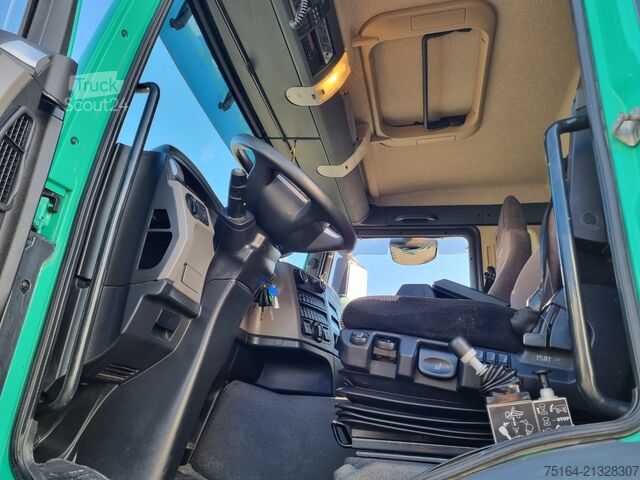 Camion-benne tricar MAN TGS 35.500 BB 8x4 Bordmatik