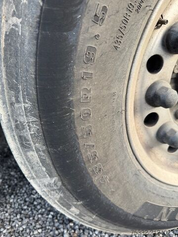 Open oplegger met zeil FLIEGL 3 achs Mega Runner  435 HUBDACH I Lock