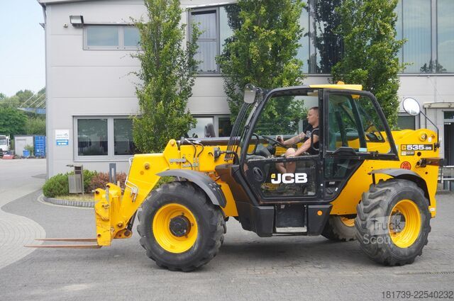 Telelæsser JCB 535-95 / 3.5 T / range 9.5 m / joystick