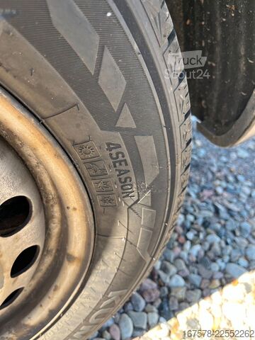 Varebil MERCEDES-BENZ Vito Kasten 111 CDI Sortimo Regaleinbau