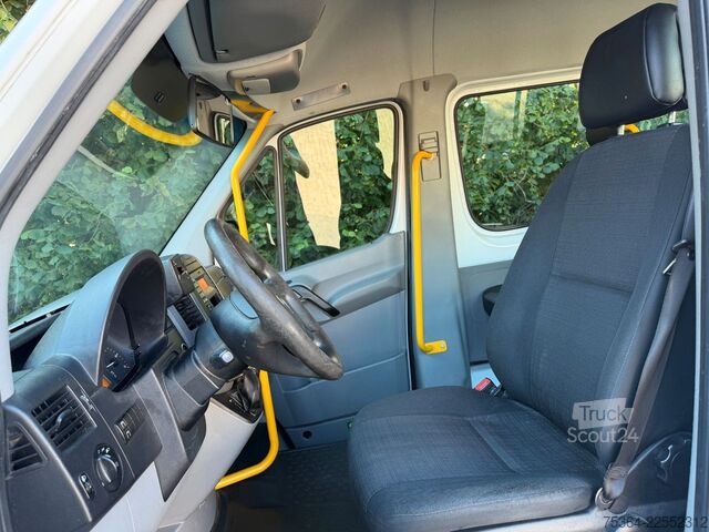 حافلة صغيرة MERCEDES-BENZ Sprinter 314 BlueTEC 9 Sitze Rollstuhllift Klima