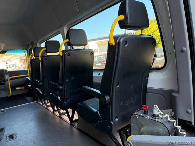 حافلة صغيرة MERCEDES-BENZ Sprinter 314 BlueTEC 9 Sitze Rollstuhllift Klima